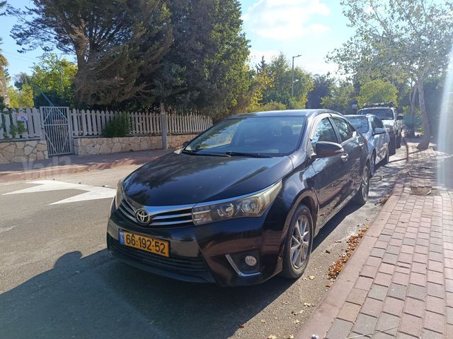מודעת רכב טויוטה קורולה