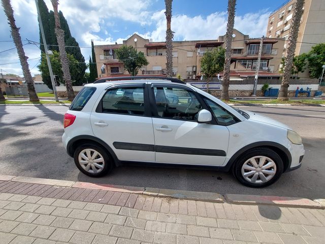 סוזוקי SX4
