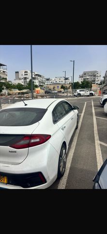 יונדאי איוניק