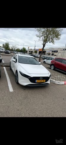 מאזדה 3