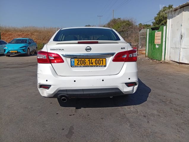 ניסאן סנטרה