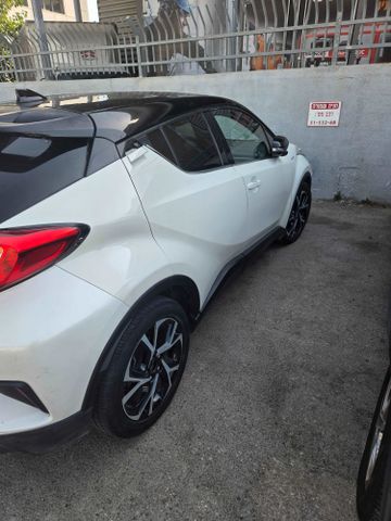 טויוטה C-HR