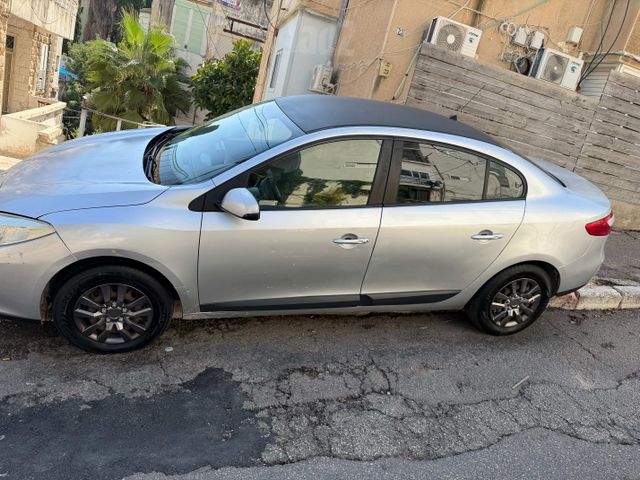 רנו פלואנס