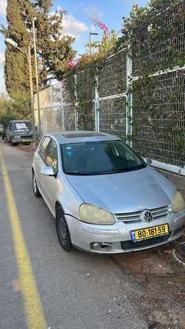 גולף Basic אוט׳ בנזין 5 דל 1.6 (115 כ״ס)