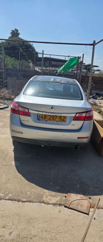 רנו לטיטוד