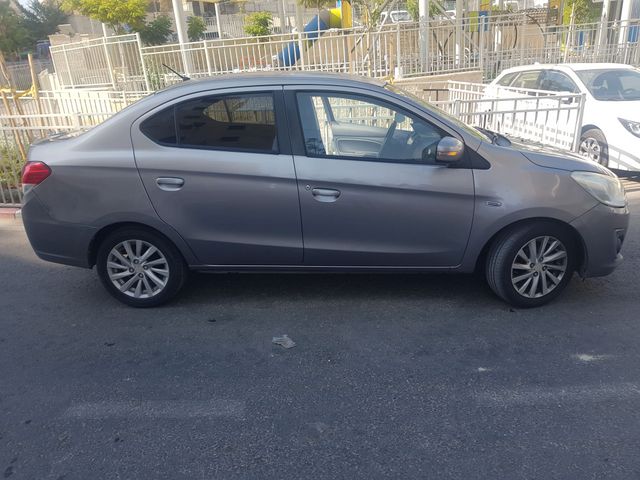 מודעת רכב מיצובישי אטראז'