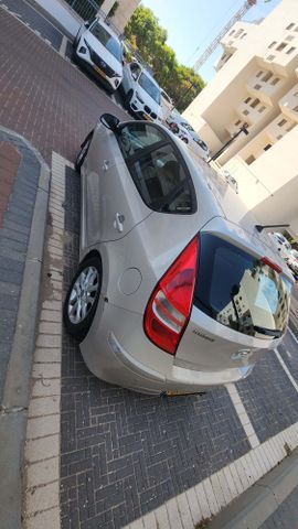 יונדאי i30