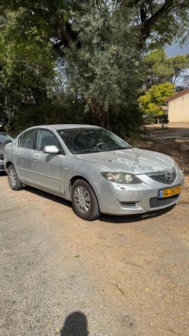 מודעת רכב מאזדה 3