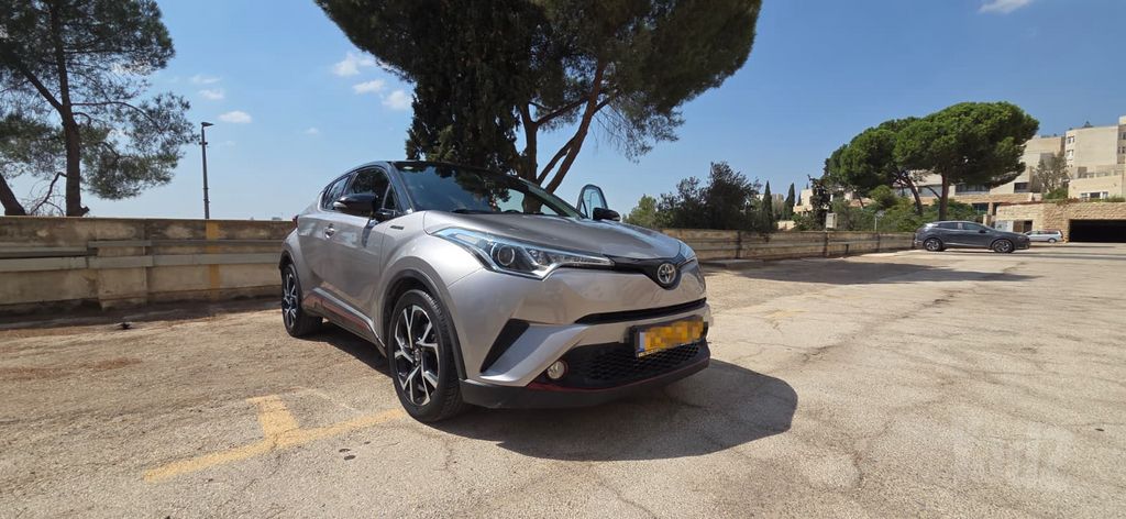 טויוטה C-HR
