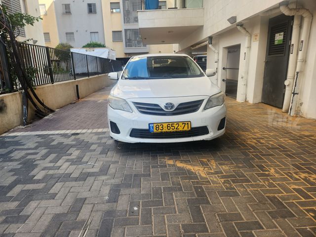 טויוטה קורולה