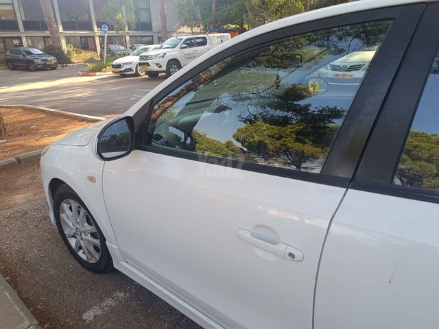 יונדאי i30