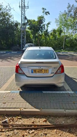 ניסאן אלמרה