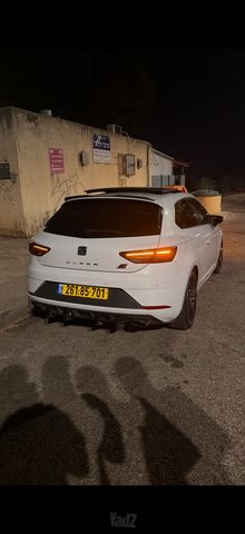 סיאט לאון