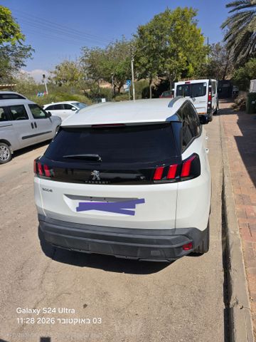 פיג'ו 3008