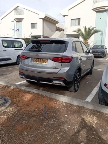 אם ג'י ZS