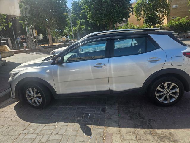 קיה סטוניק