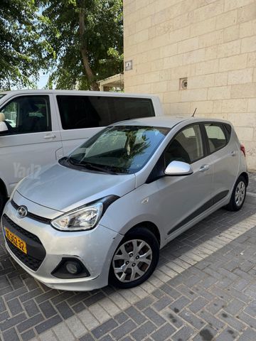 יונדאי i10