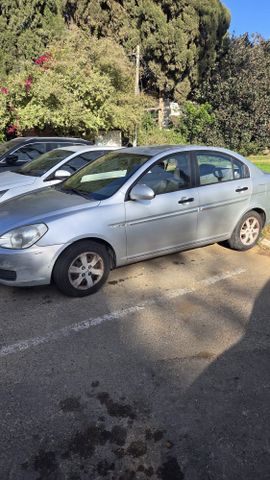 יונדאי אקסנט i25