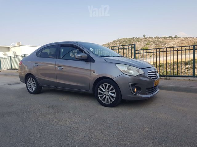 מיצובישי אטראז'