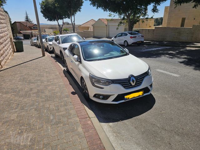 מודעת רכב רנו מגאן