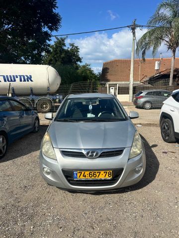 מודעת רכב יונדאי i20