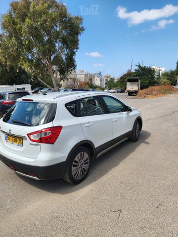 סוזוקי קרוסאובר