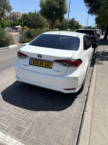 טויוטה קורולה