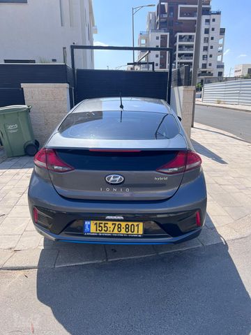יונדאי איוניק