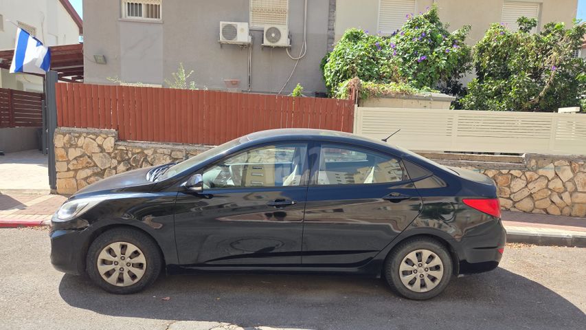 יונדאי אקסנט i25