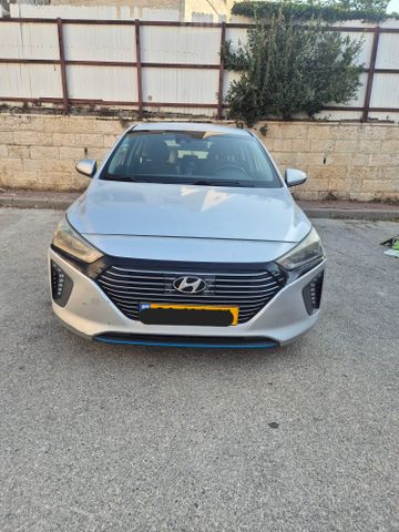 יונדאי איוניק