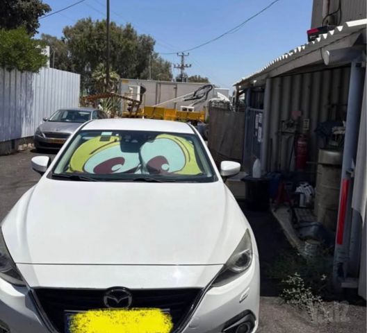 מאזדה 3