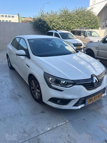 רנו מגאן