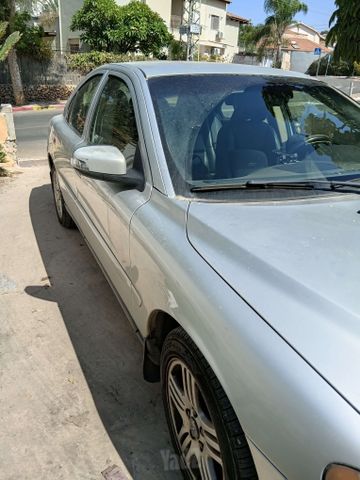וולוו S60