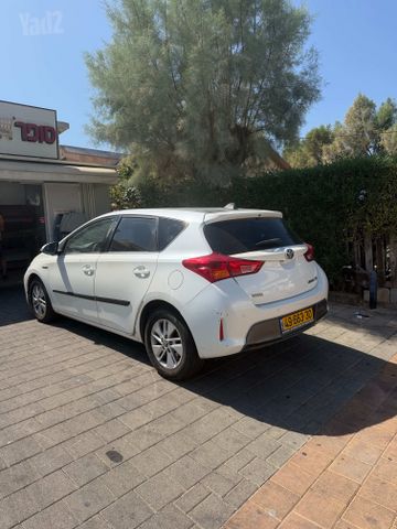 טויוטה אוריס