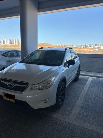 מודעת רכב סובארו XV