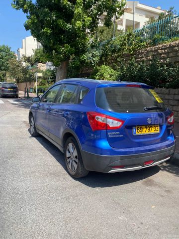 סוזוקי קרוסאובר