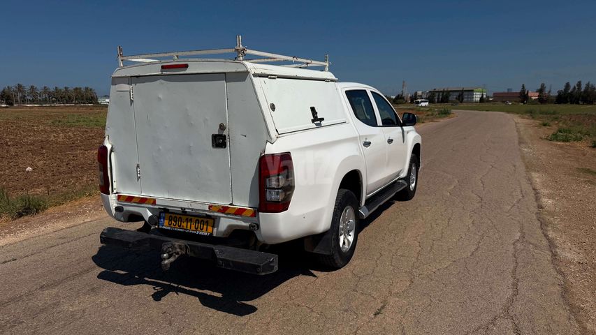 מיצובישי טרייטון / L200