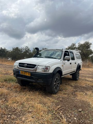 טויוטה היילקס
