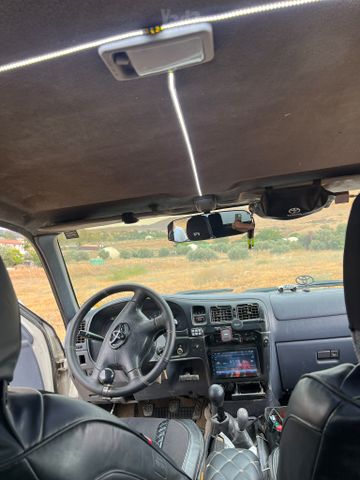 טויוטה היילקס