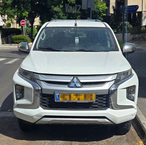 מודעת רכב מיצובישי טרייטון / L200