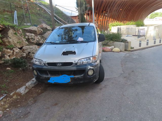 מודעת רכב יונדאי H-1 / i800