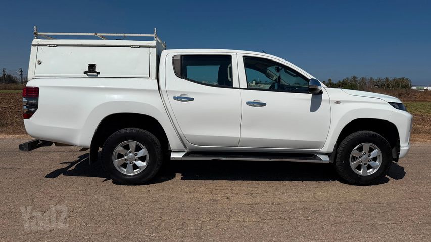מיצובישי טרייטון / L200