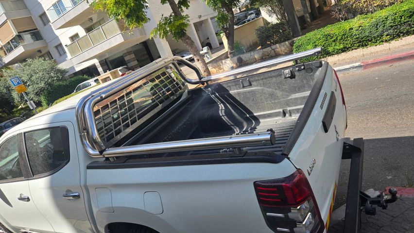 מיצובישי טרייטון / L200