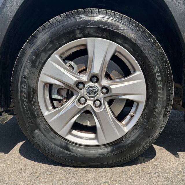 טויוטה RAV4