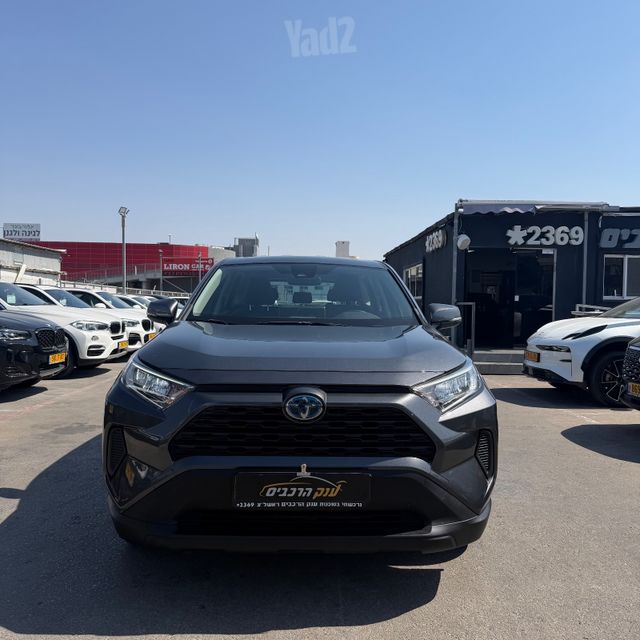 טויוטה RAV4