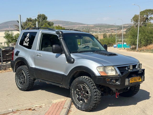 מיצובישי פג'רו