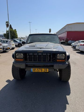 ג'יפ צ'ירוקי