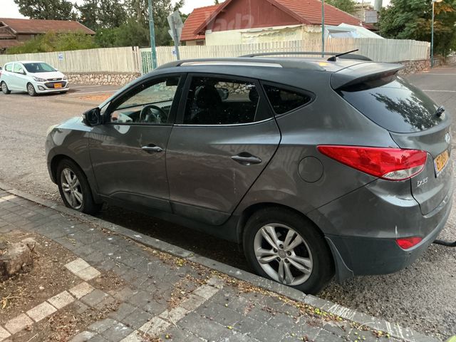 יונדאי ix35