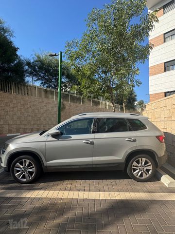 מודעת רכב סקודה קארוק
