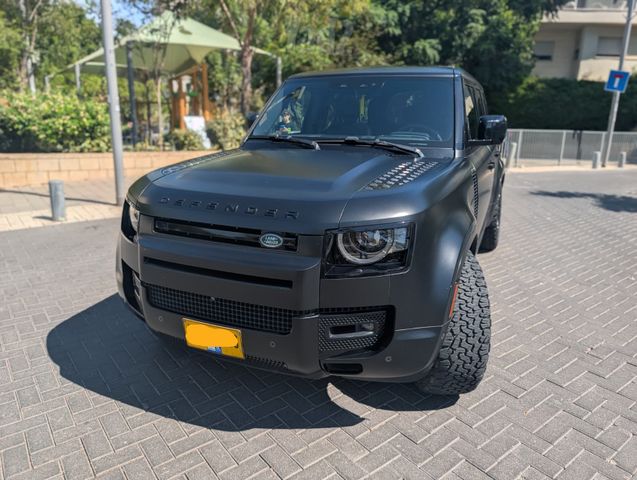לנד רובר דיפנדר